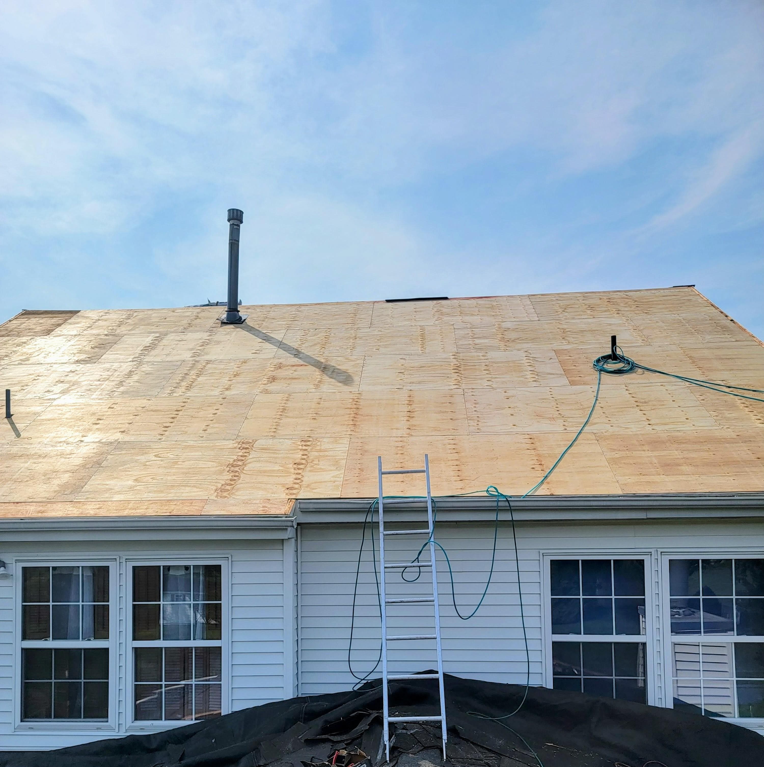 Plywood roof installation